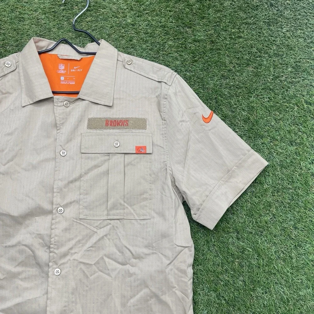 Cleveland Browns Salute to Service Nike Shirt Mens Small Sideline Button-Up